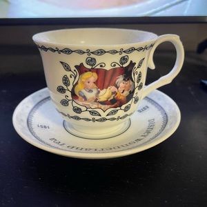 Disney Alice in Wonderland